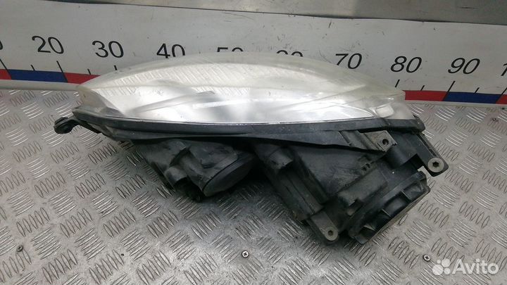 Фара правая Volkswagen Jetta 5 2006