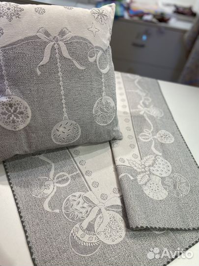 Новогодний набор подушка и наперон Италия