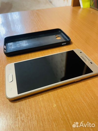 Телефон Samsung j5 prime