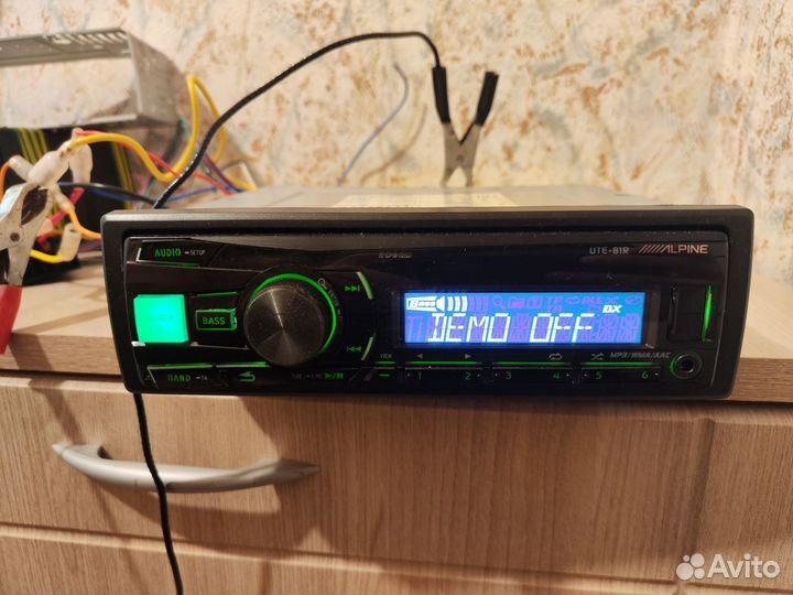 Магнитола Alpine UTE-81R