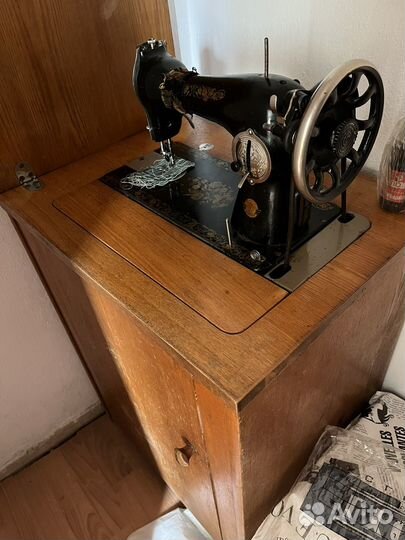 Швейная машинка ножная Подольск б/у