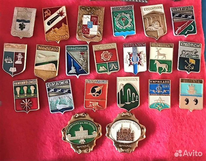 Знаки и значки СССР