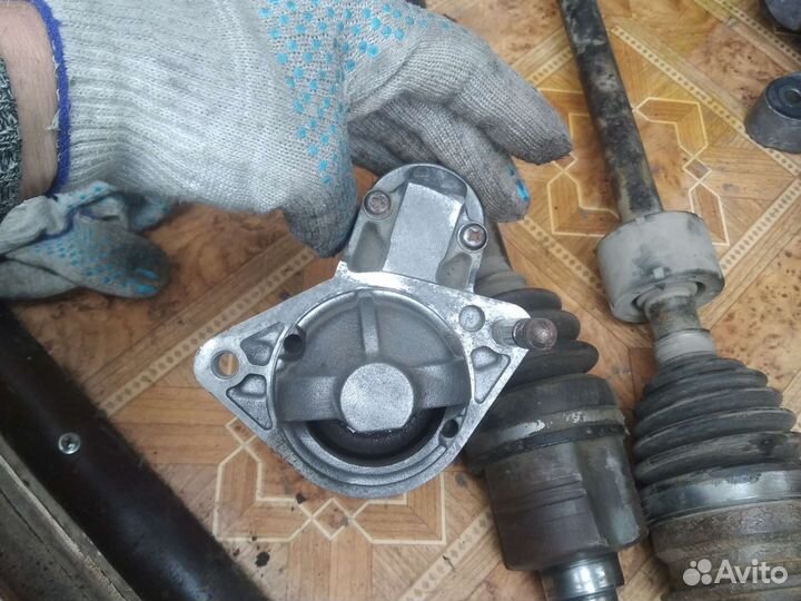 Стартер Сузуки свифт