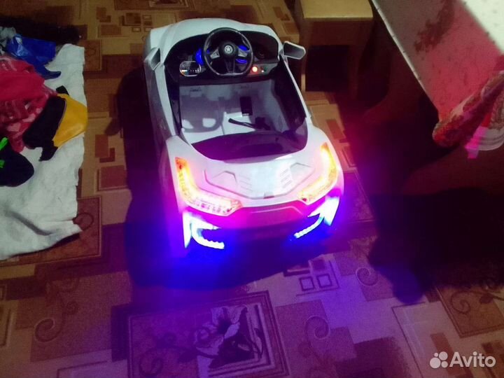 Детский электромобиль bmw