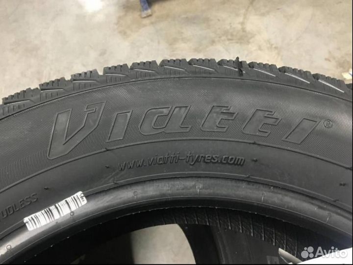 Viatti Brina 215/55 R17 94T