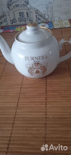 Фарфоровый чайник серия Turnirs