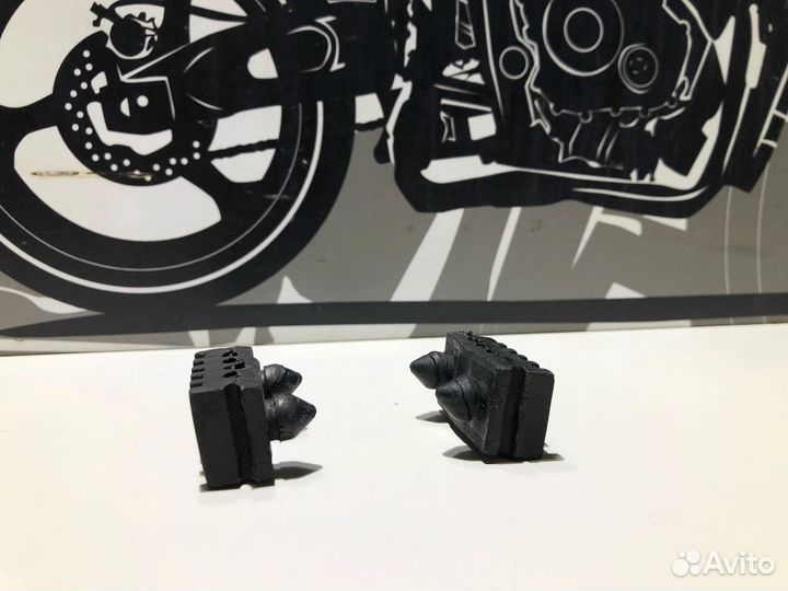 Демпферы топливного бака Suzuki RF 400 RV 1998г