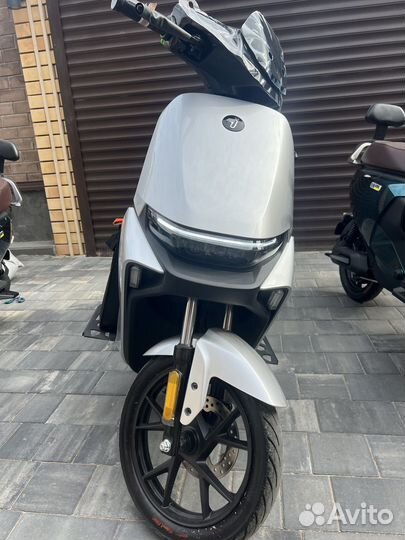 Электроскутер Ninebot Mmax90 новый