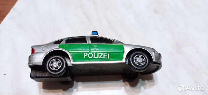 Машина полицейская бу