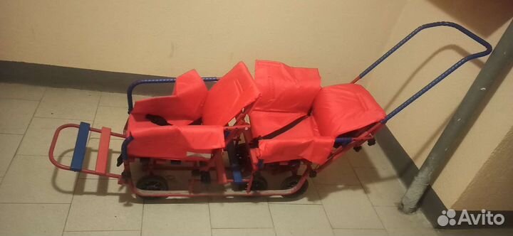 Продаются усиленные санки для двойни