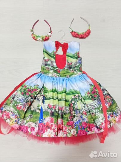 Нарядное платье для девочки 122 128