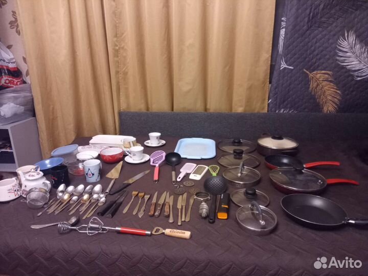Огромный набор посуды