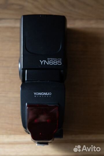 Вспышка yongnuo 685