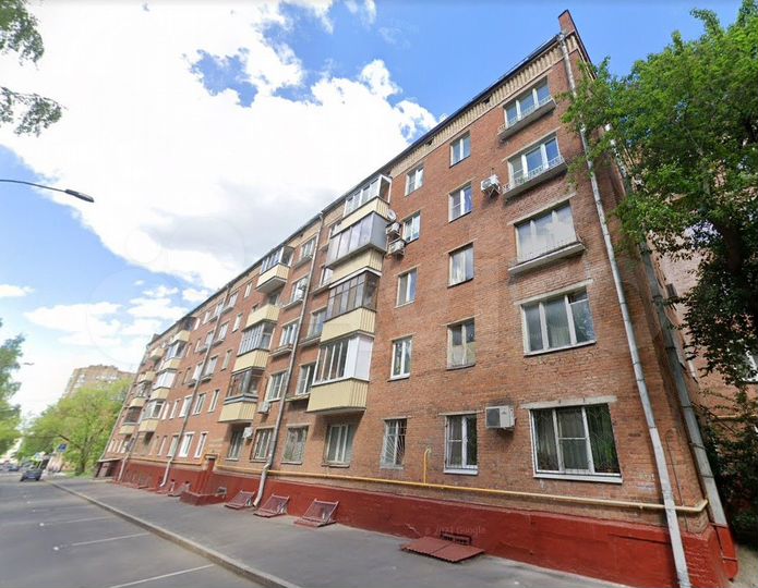 Комната 19,3 м² в 3-к., 1/5 эт.