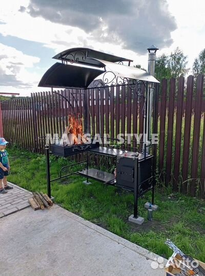 Мангал с крышей