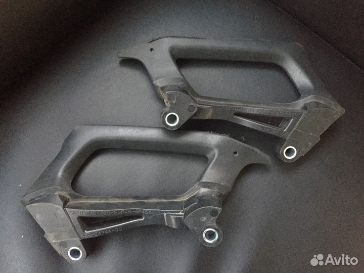 Оригинальные ручки сиденья пассажира Fz8 б у