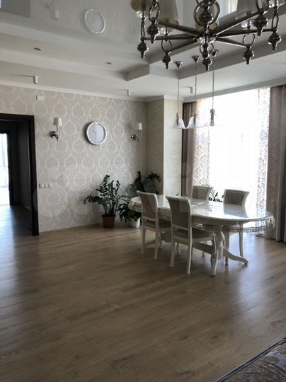 4-к. квартира, 153,3 м², 3/7 эт.