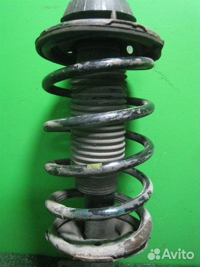 Стойка амортизатора передняя правая KIA Picanto