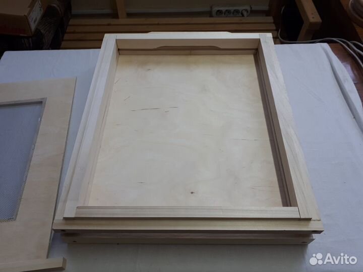 Дно пчелиного улья