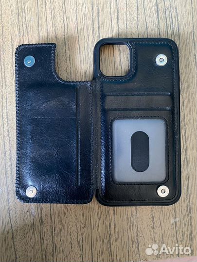 Чехол на iPhone 11