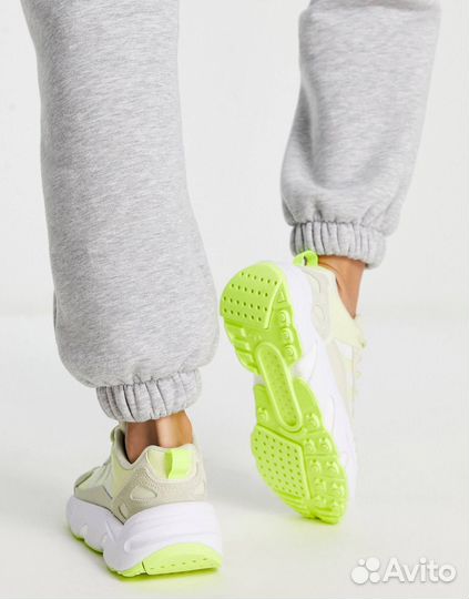 Кроссовки adidas