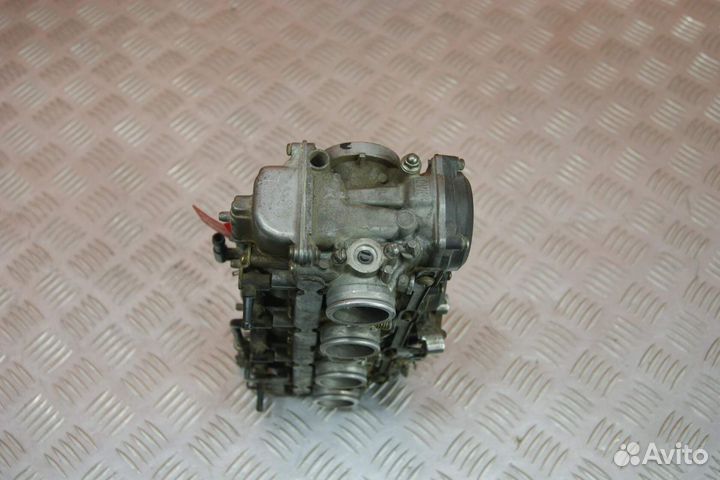 Карбюратор Yamaha FZ400