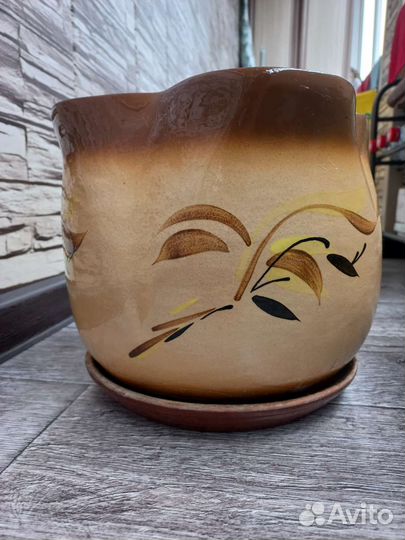 Керамические горшок