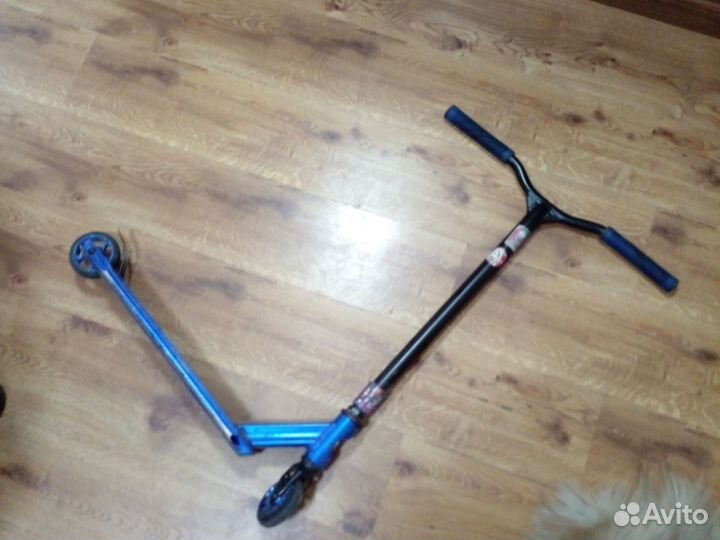 Трюковой самокат