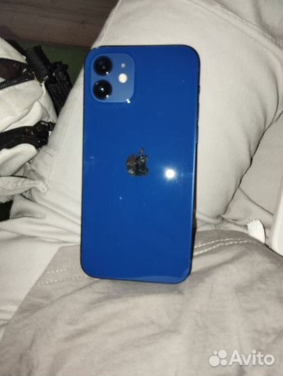iPhone 12, 64 ГБ