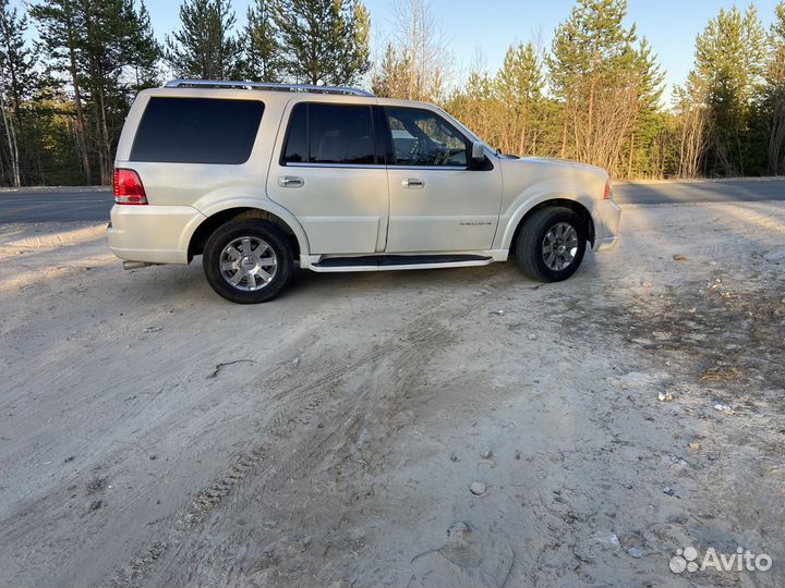Lincoln Navigator 5.4 AT, 2004, 257 000 км