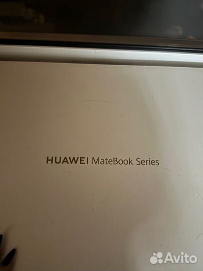 Ноутбук huawei matebook