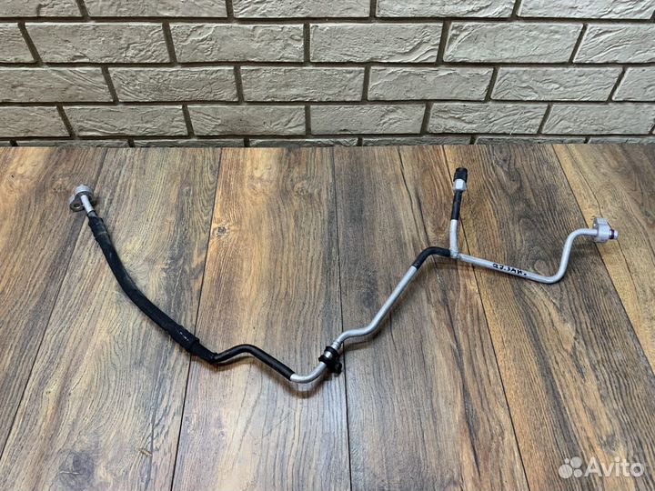 Audi Q7 4L Трубка кондиционера 7L6820750R