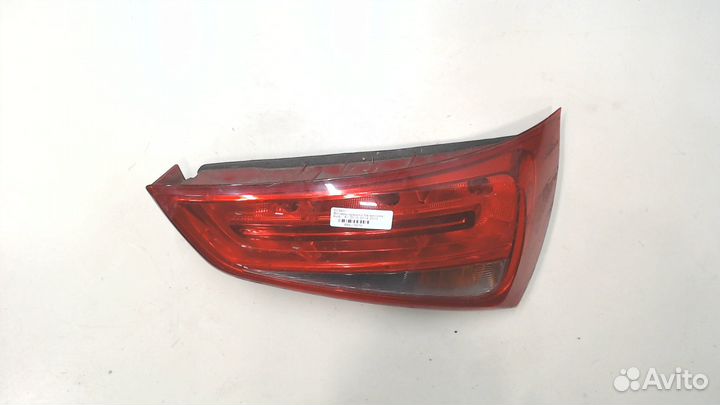 Фонарь крышки багажника Audi A1, 2010