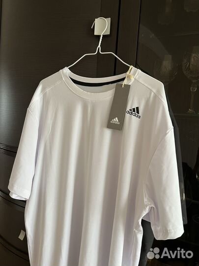 Футболка adidas