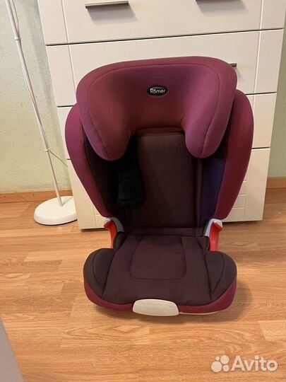 Автомобильное кресло britax romer