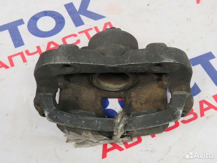 Суппорт Перед Лево nissan bluebird EU12