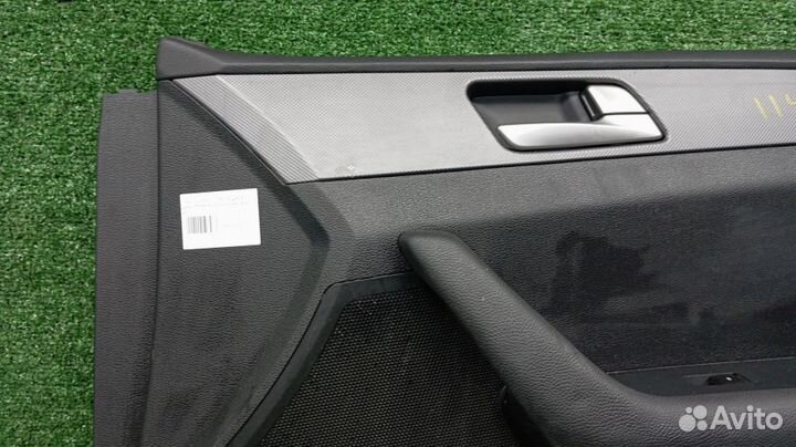 Обшивка двери Hyundai Sonata Правая Передняя