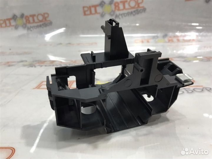 Кронштейн VW Tiguan (5N1,5N2) 2007-2011