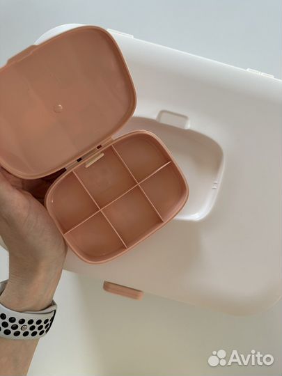 Аптечка с таблетницей