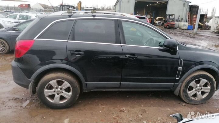 В разборе Opel Antara