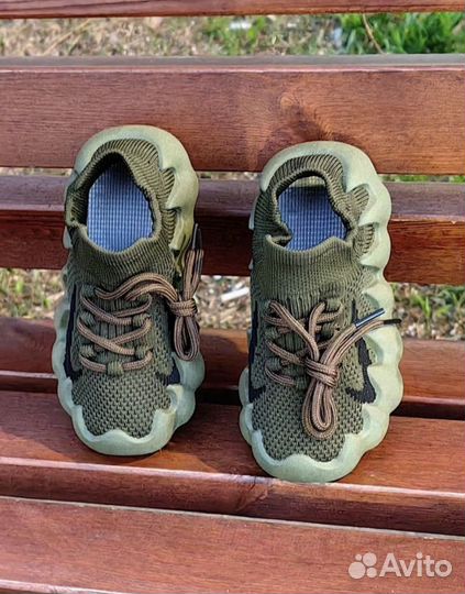 Новые изи кроссовки для мальчика(21-32)