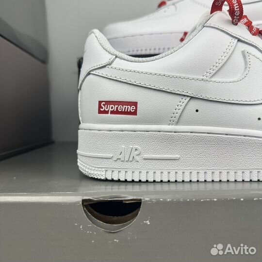 Nike air force 1 x supreme