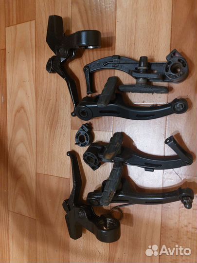 Велозапчасти, руль, седло, тормоза