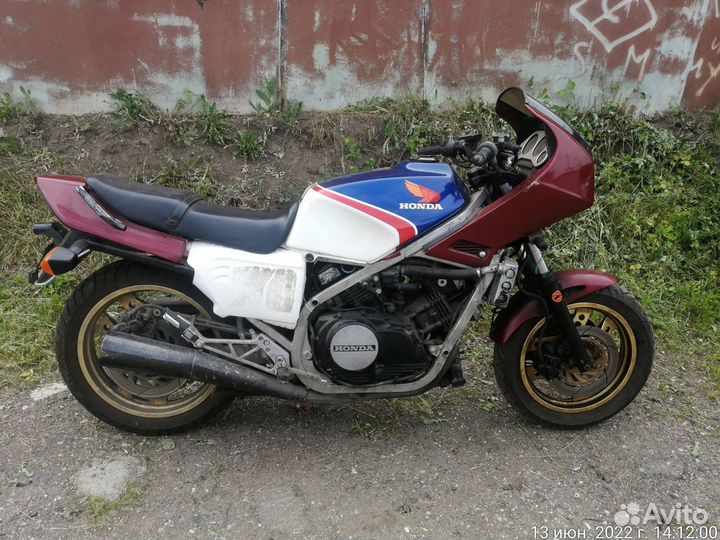 Honda VF 750 I