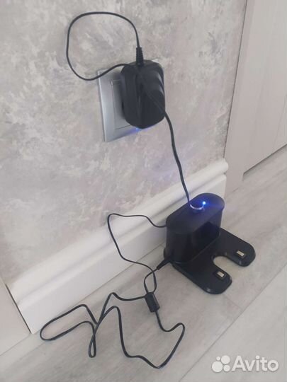 Робот пылесос midea