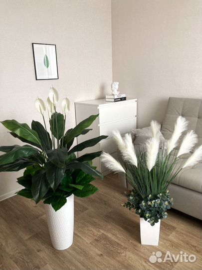 Искусственные цветы и деревья