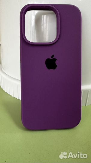 Чехол на iPhone 14 про