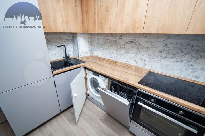 2-к. квартира, 52 м², 5/10 эт.