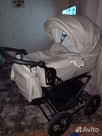 Коляска bebizaro
