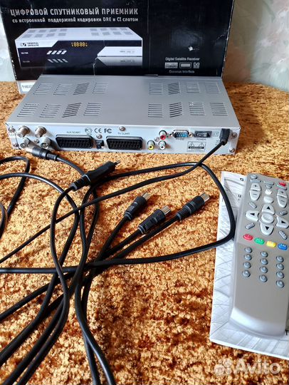 Цифровой спутниковый приёмник GS-7300